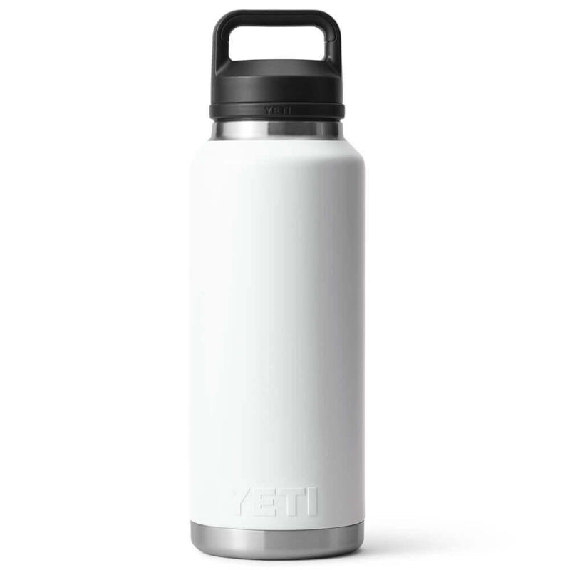21071504116 TERMO RAMBLER 46oz CHUG CAP BLANCO MARCA YETI