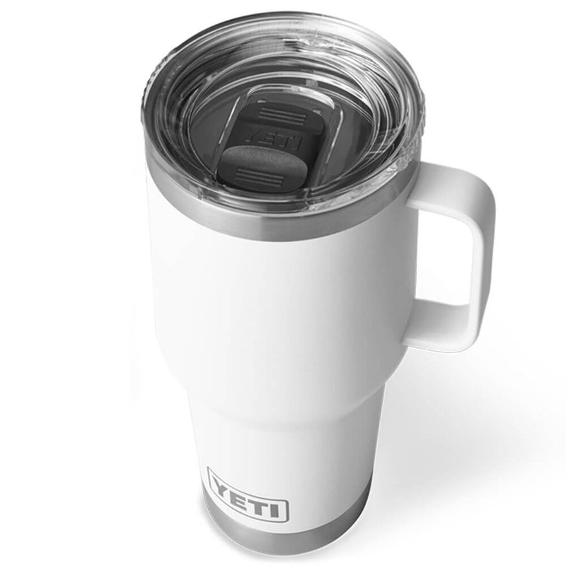 21071502287 TAZA RAMBLER 30oz TRAVEL MUG CON TAPA STRONGHOLD BLANCO MARCA YETI